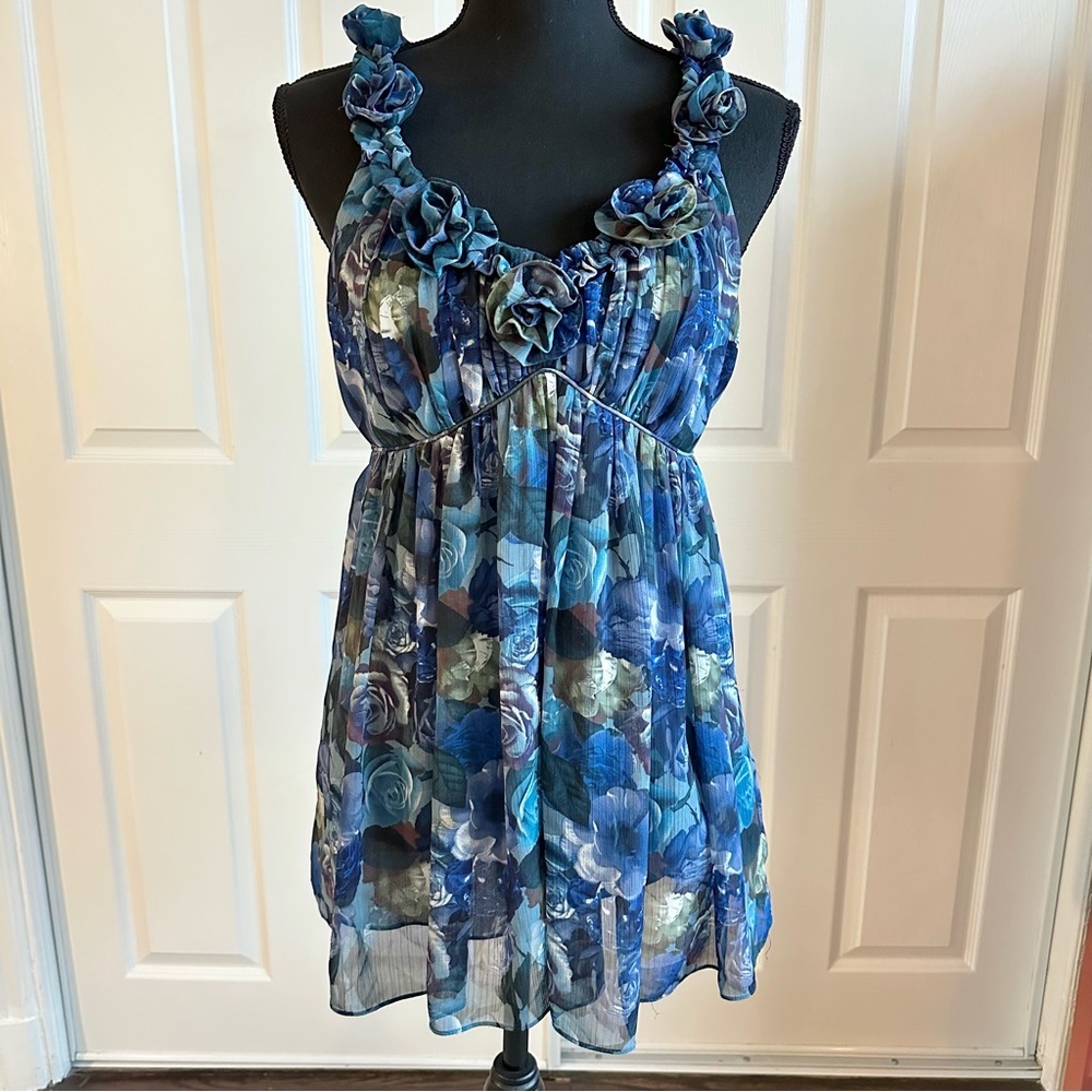 Eci Blue Floral Tie Waist Tank Top with Rosettes